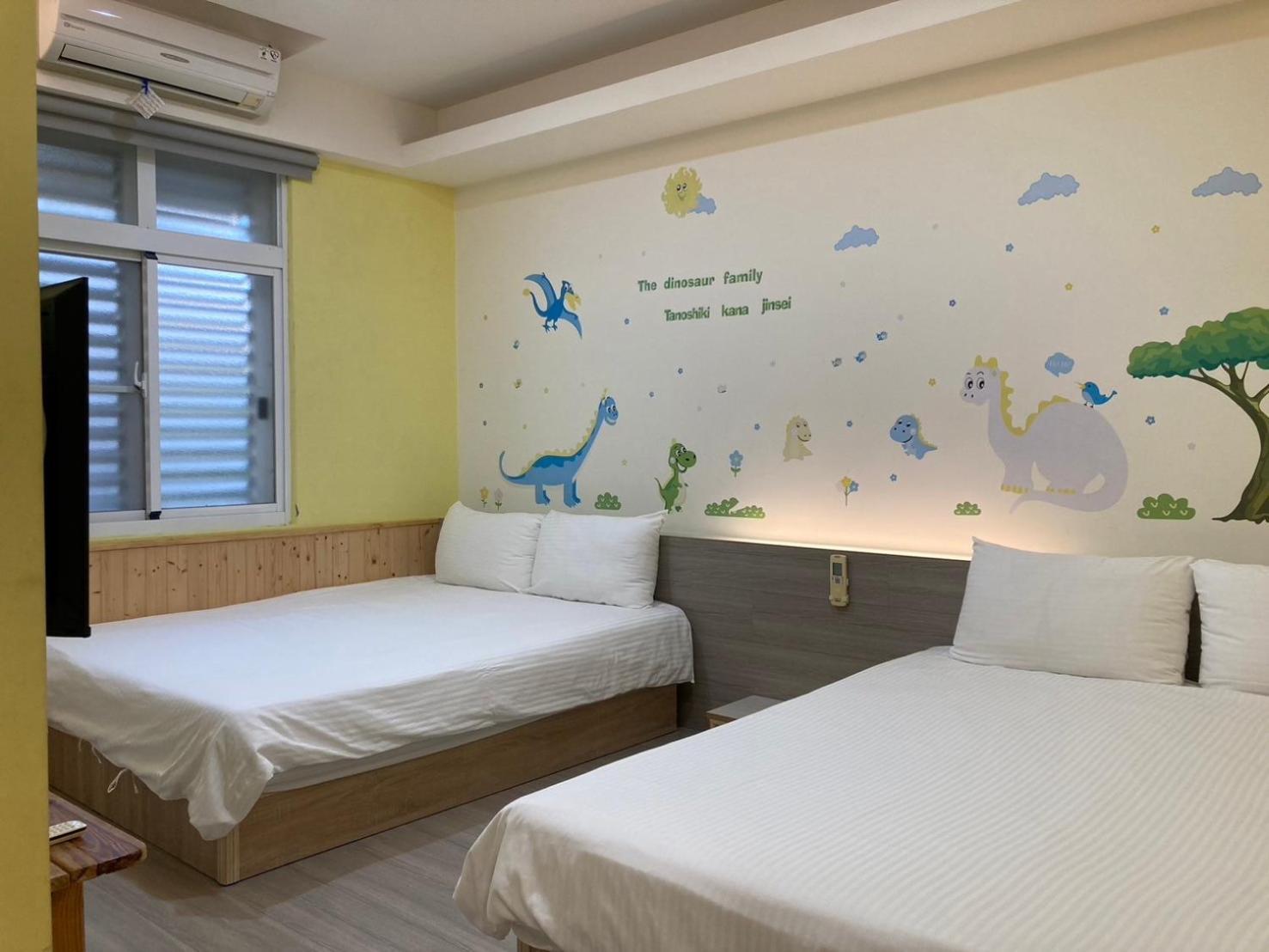 Jia Yousun Pet-Friendly Family Guesthouse: Hengchun Old Town Cycling Retreat Exterior photo